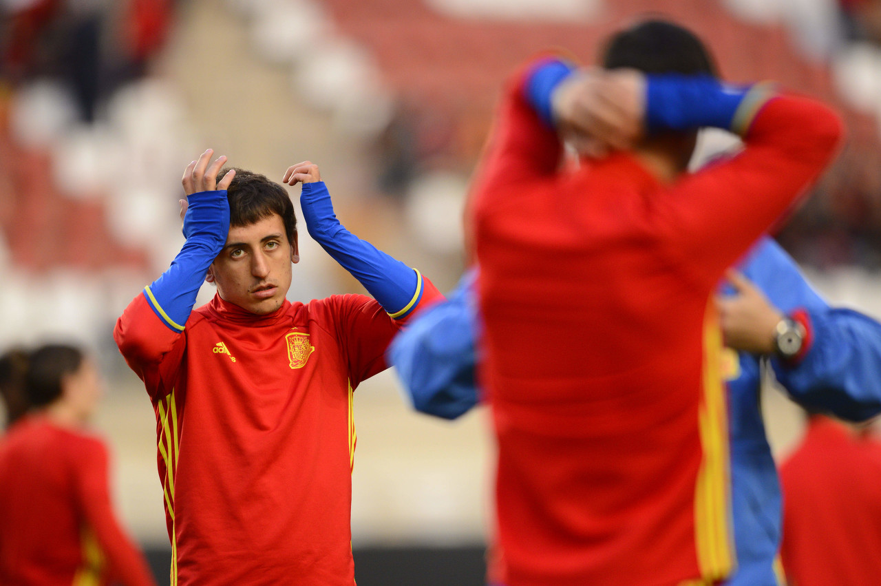 希腊绝杀曼城，奥亚尔萨瓦尔扛起全队