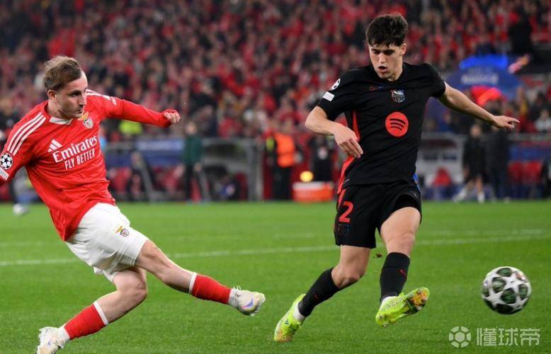 一场激烈的足球对决即将上演