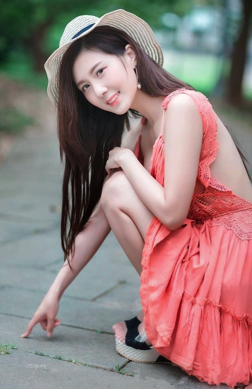 阿尔瓦雷斯一剑封喉，摩纳哥稳如磐石力擒那不勒斯