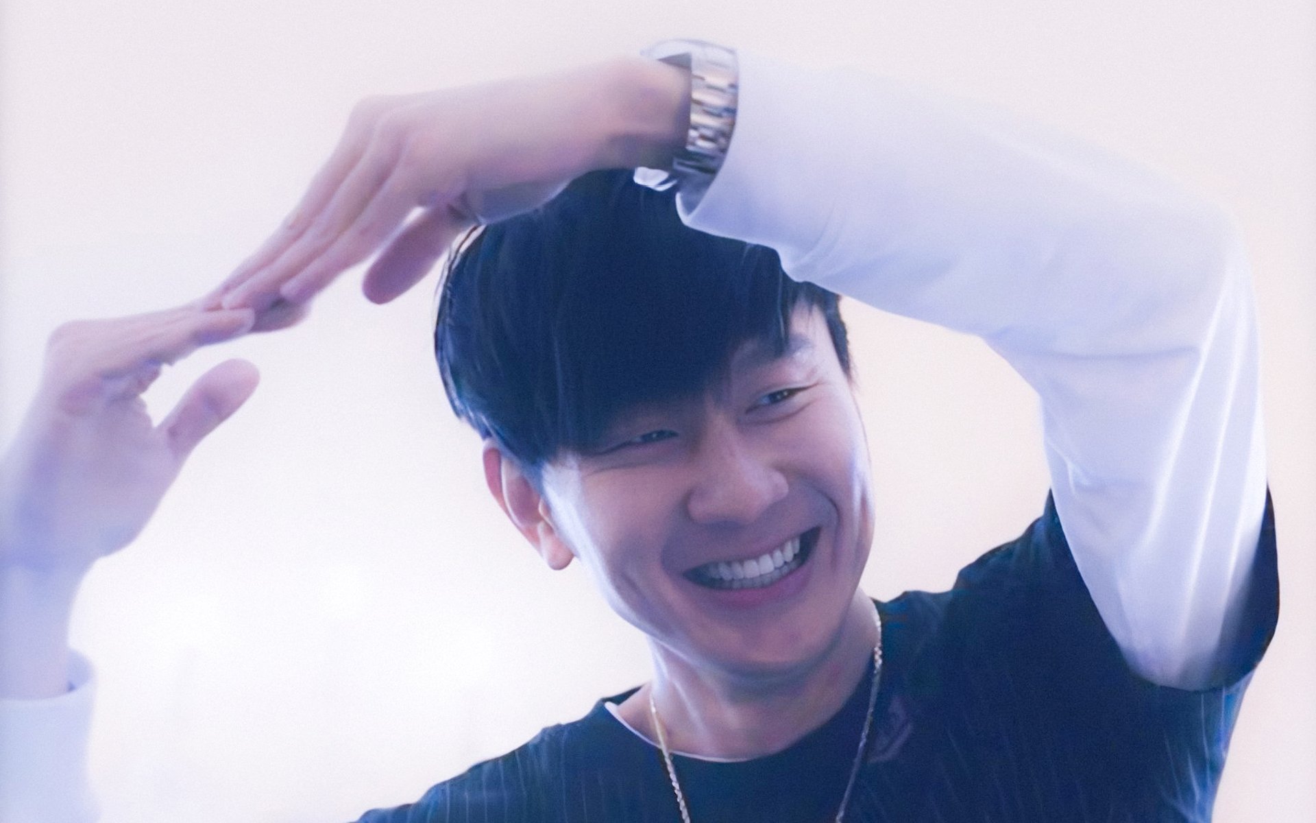 双雄会，国王踏平灰熊，库里的三分雨如何主宰赛场？