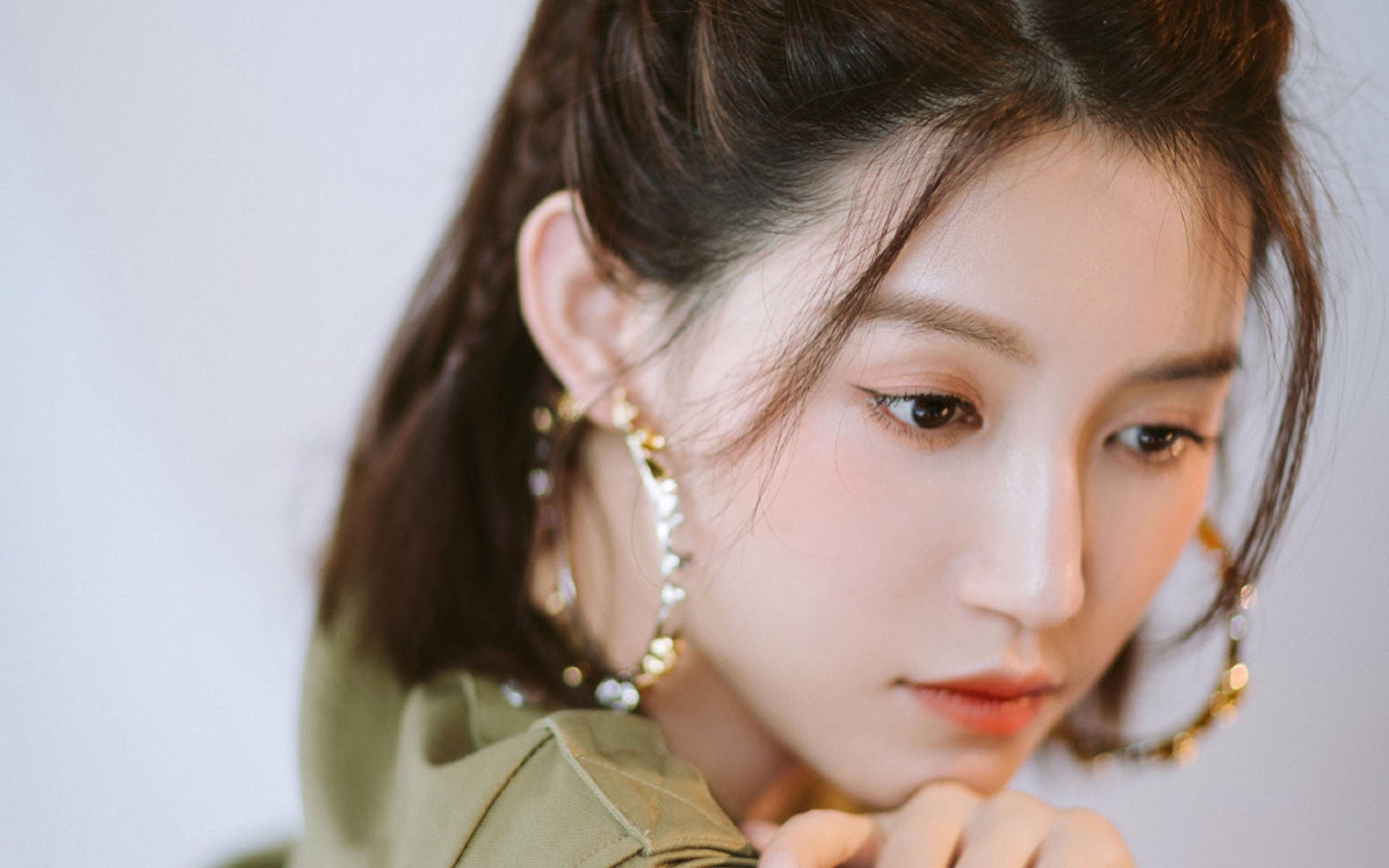 开云官网-锁链与闪电，当葡萄牙封锁里昂时，格纳布里在美加墨世界杯接管了比赛