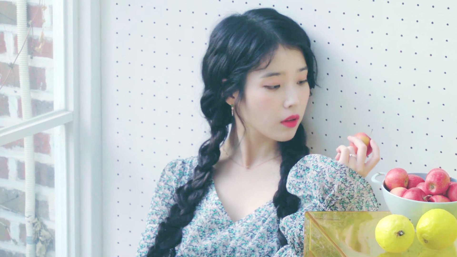 开云体育官网-NBA季后赛之夜，当解说员脱口喊出哈兰德…